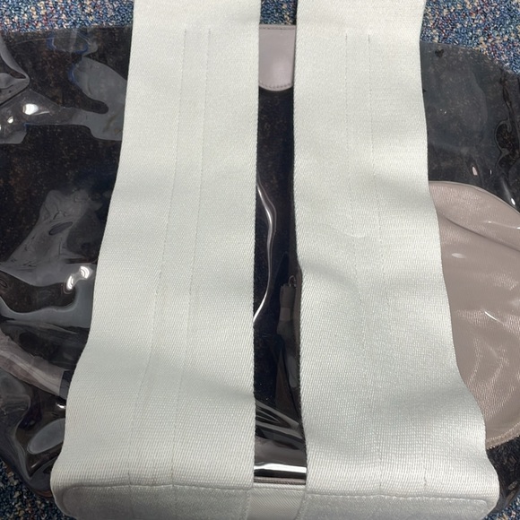 NWT Rebecca Minkoff large tote with attached mini bag inside clear and ivory - Picture 7 of 17